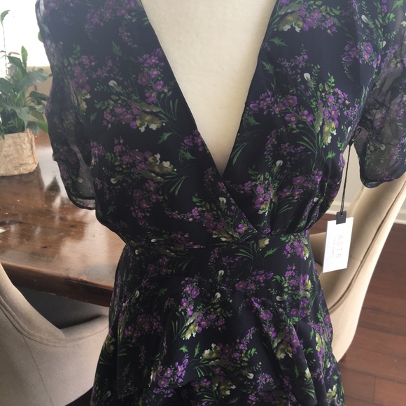 ASTR the Label dress in S - Picture 4 of 9